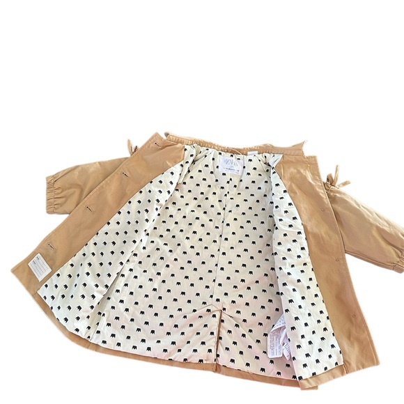 Zara Toddler Trench Coat - Picture 2 of 2